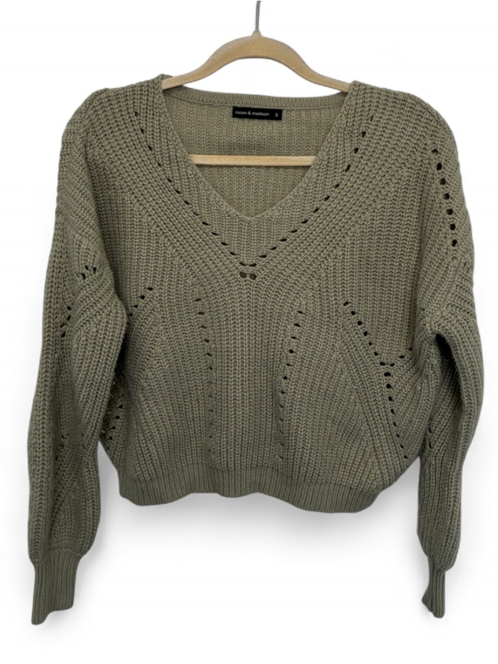 Moon and Madison Dusty Green V-Neck Knit Cropped Sweater